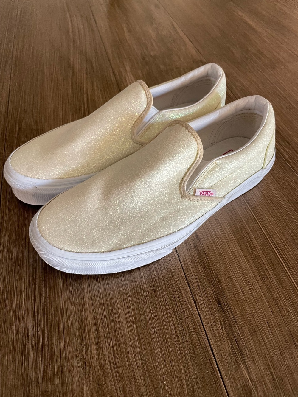 Vans slip on glitter UV activated Sneakers size 8.5 opalescence cream pink rave